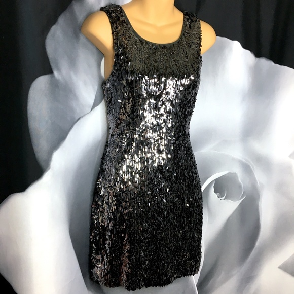 Express Sequin Low Back Party Dress - Picture 4 of 6